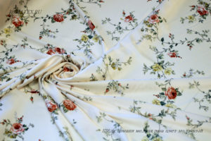 Белая ткань для постельного белья Армани шелк мелкая роза цвет молочный